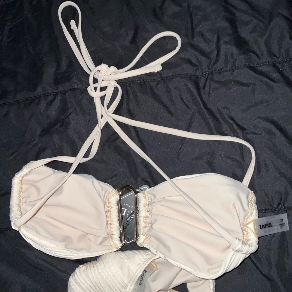 NWT Zaful Cream Swimwear Top and Matching Bottom Bikini Set Women’s Medium - Picture 5 of 5